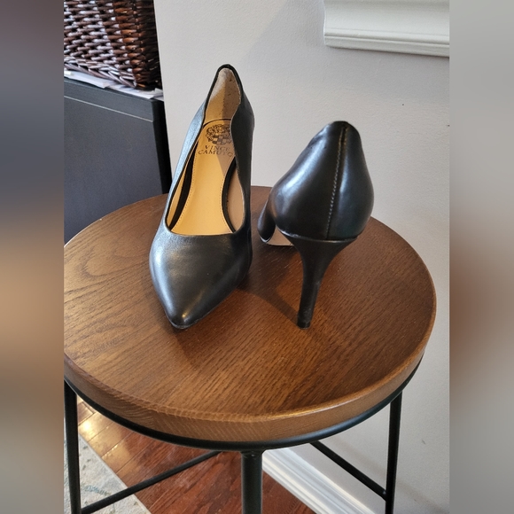 Vince Camuto Black Heels - JAYNITA - Picture 2 of 3